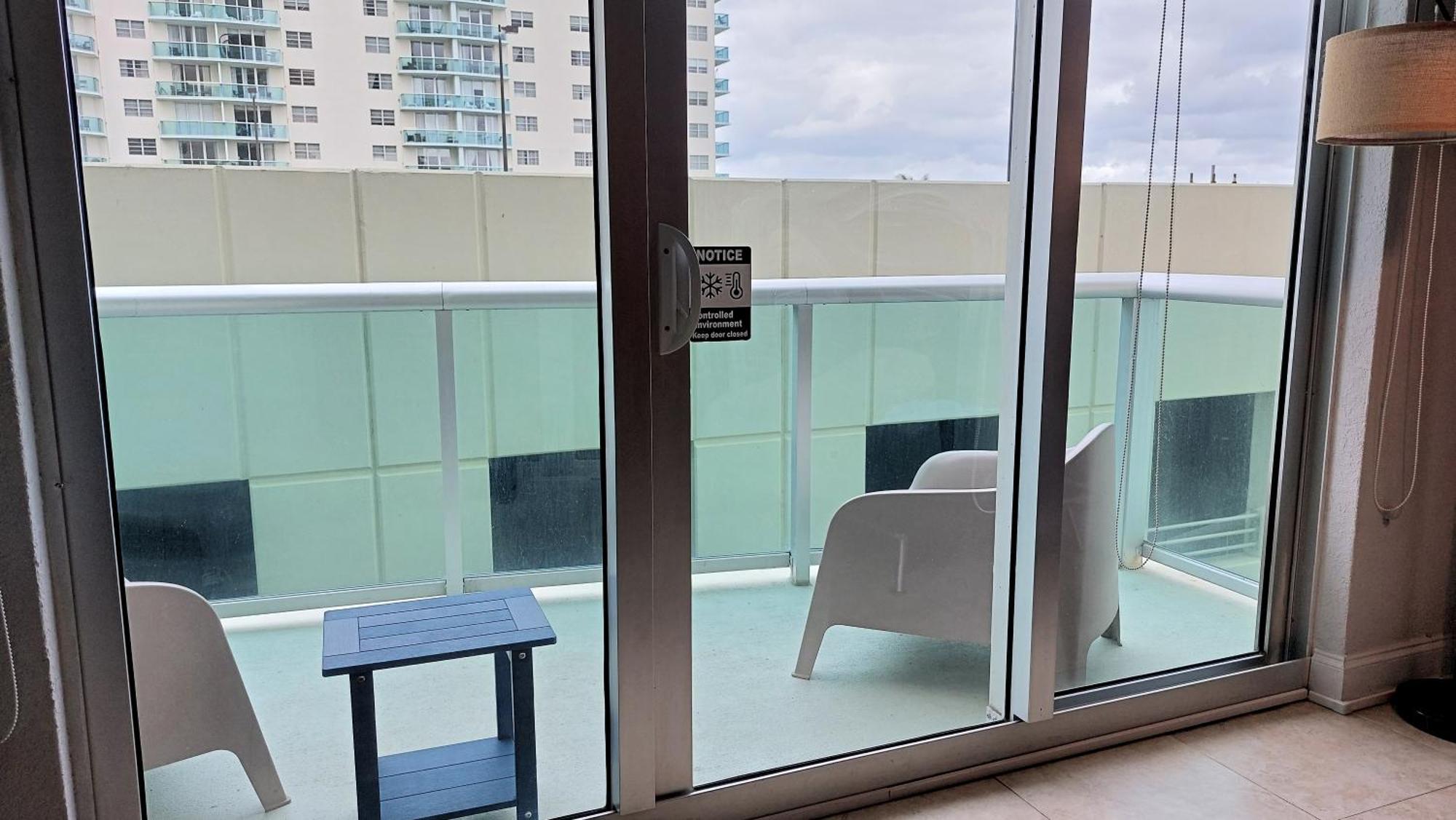 The Tides Apartments On The Beach Голливуд Экстерьер фото