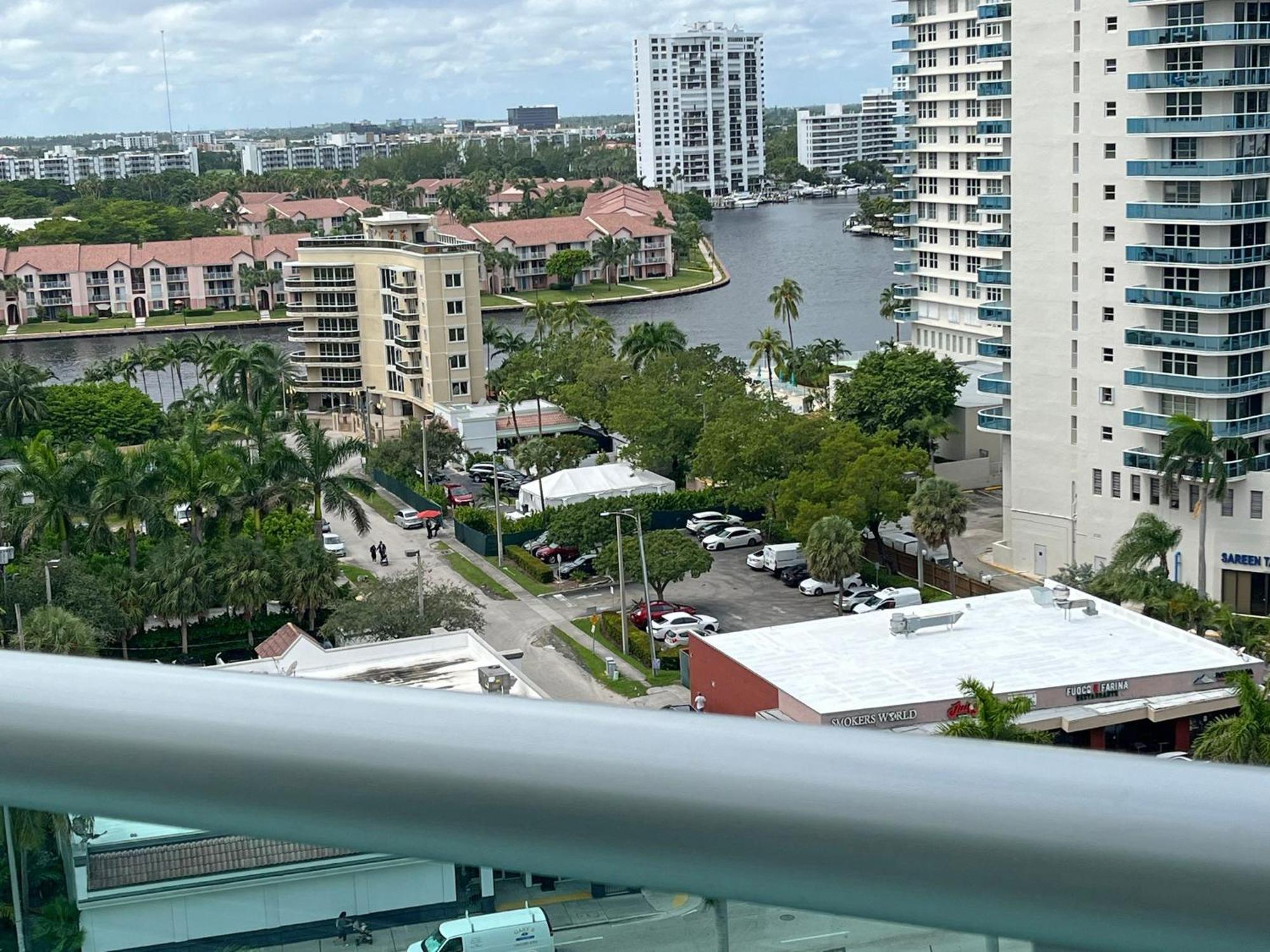 The Tides Apartments On The Beach Голливуд Экстерьер фото